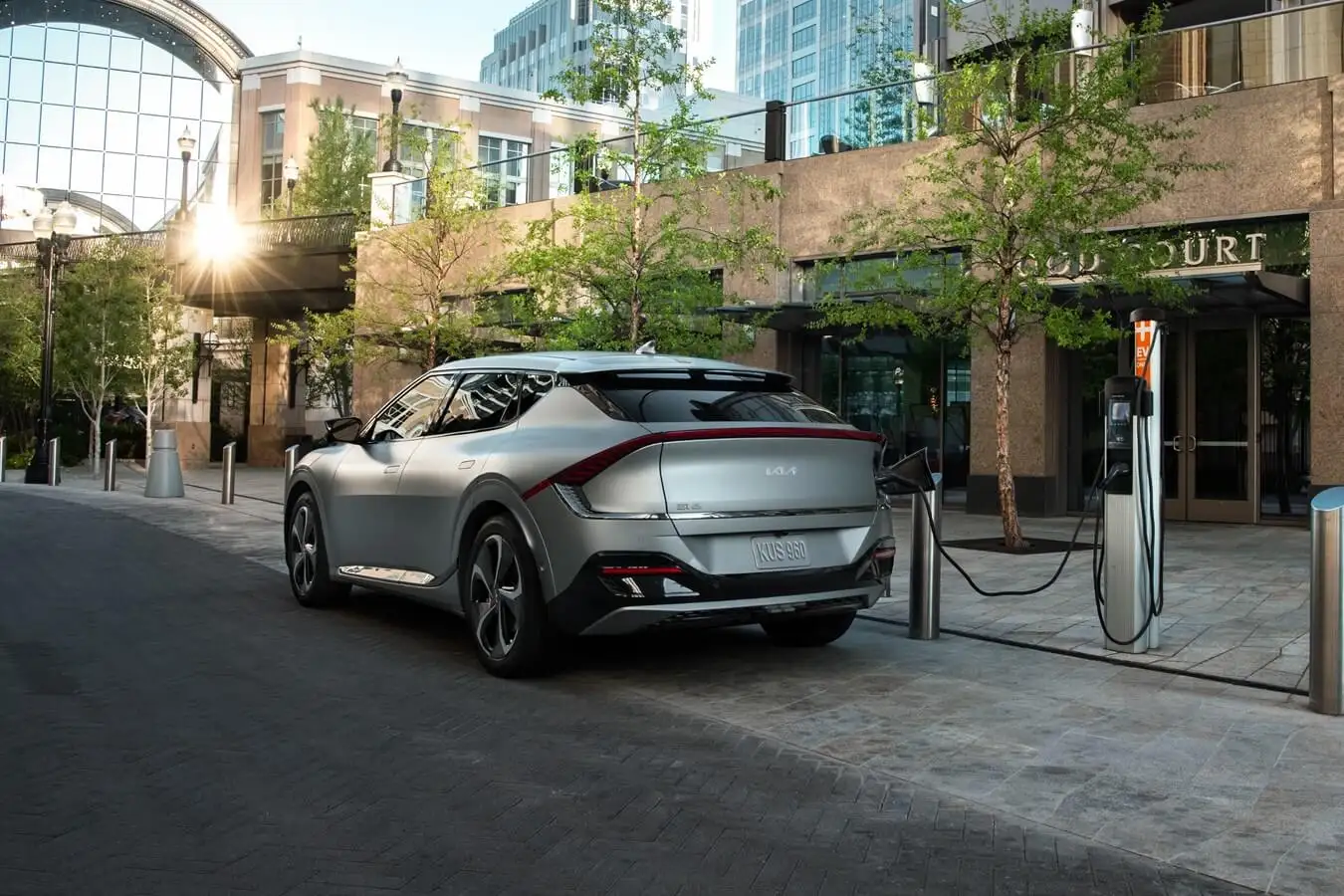 2023 Kia Sportage multiple angles. Green color. 