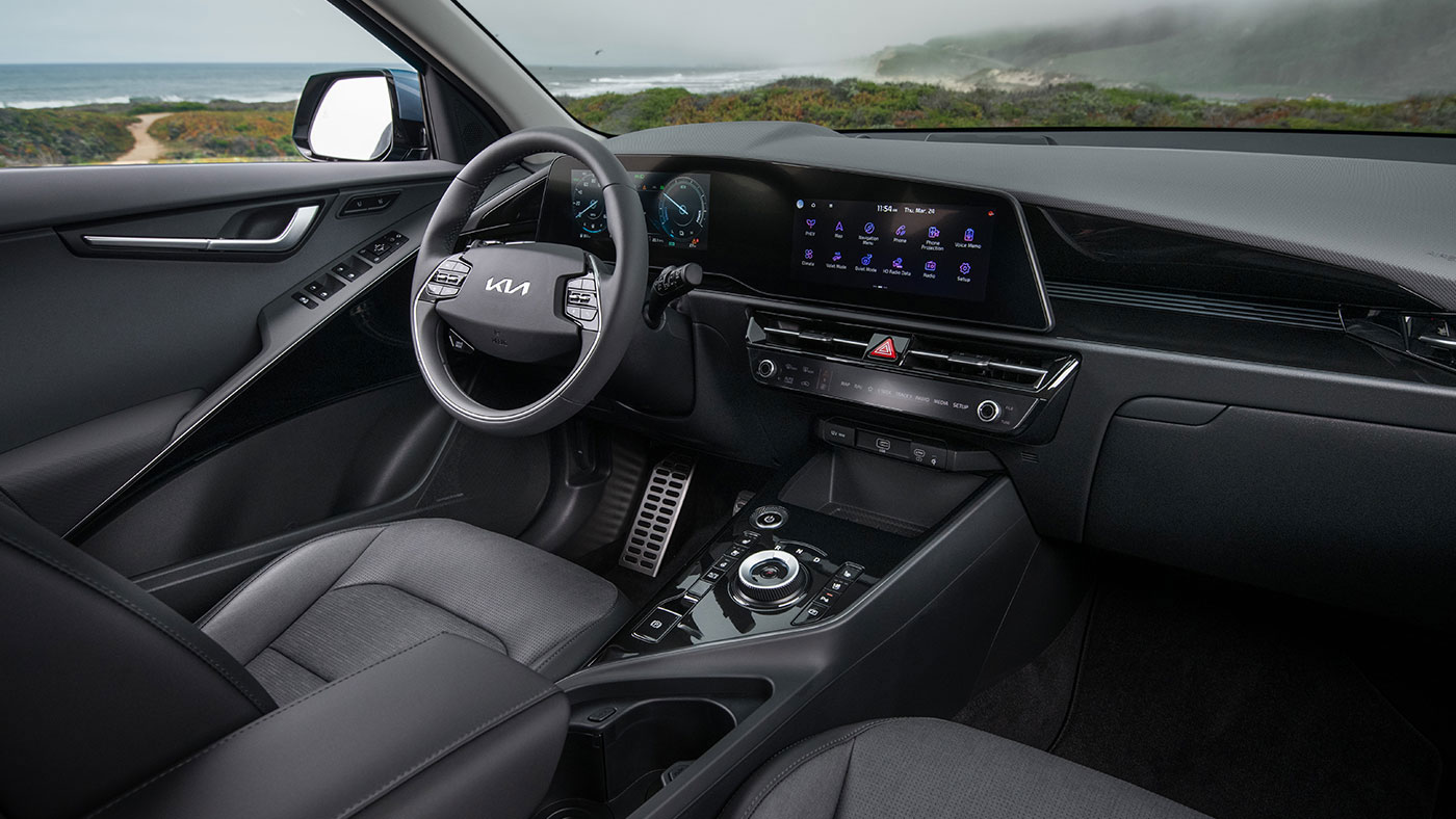 L'intérieur moderne centré sur le conducteur du Kia Niro EV.