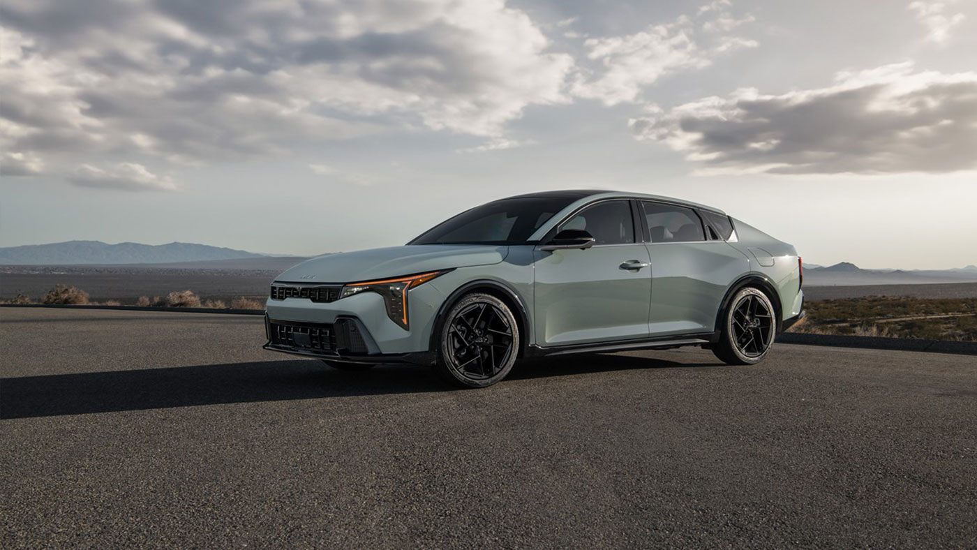 2026 Kia K4 side exterior