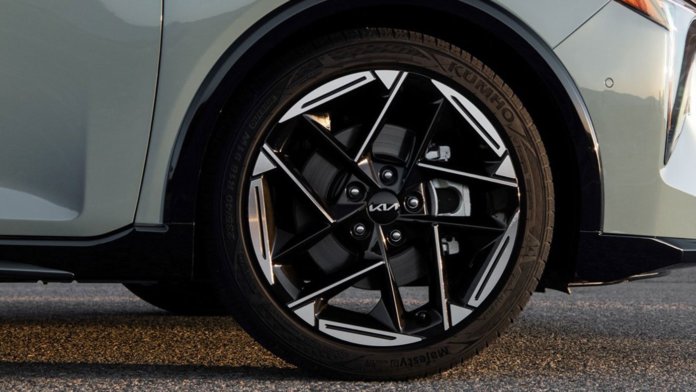 2026 Kia K4 GT-Line Turbo 18" Alloy Wheels