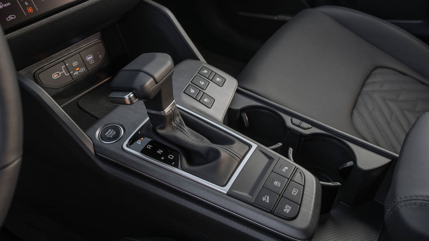 Kia Sportage VUS compact, intérieur avec levier de vitesses