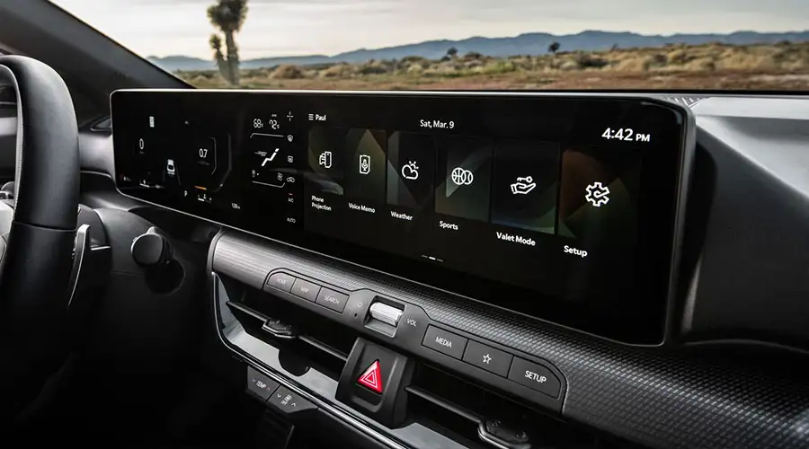 2025 Kia K4 dual 12.3" digital displays