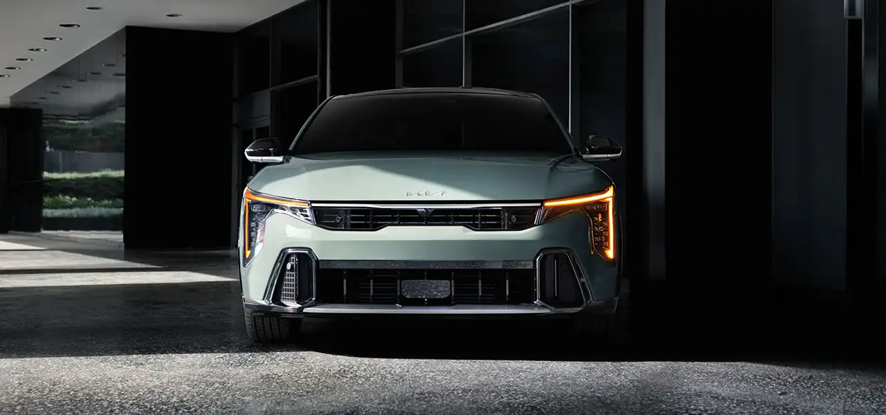 Close-up of Kia K4 front grille design 2025 Kia K4