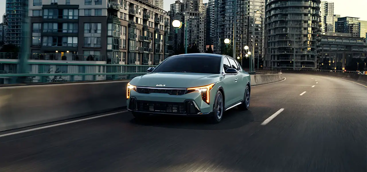 2025 Kia K4 Morning Haze colour front exterior
