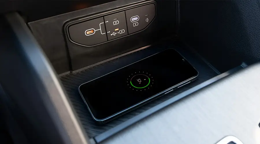 Kia Sportage Compact SUV fast wireless cell charging